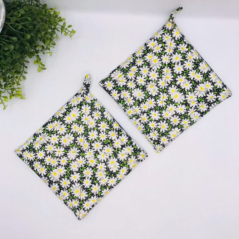 2 Square Potholders, Black and White Daisies, Cottage Core Kitchen 7x7 Inches
